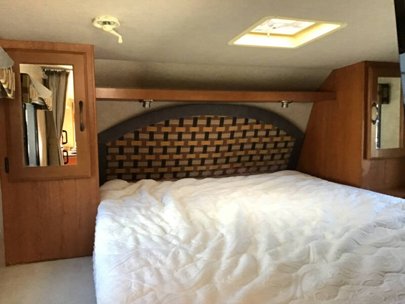 2012 Eagle Cap Adventurer 995 / 20ft
