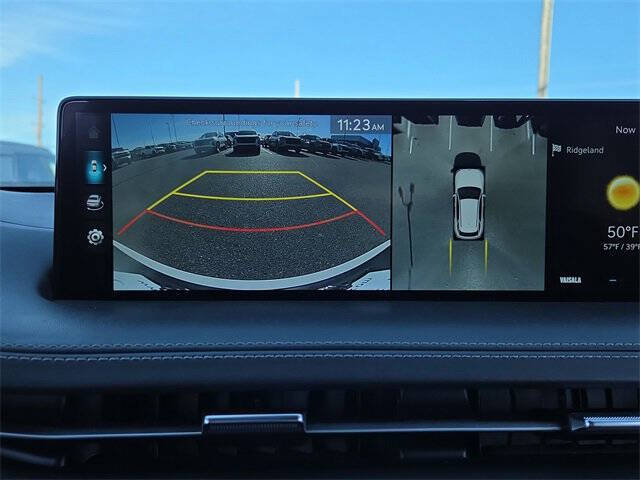 2023 Genesis GV70 2.5T Standard