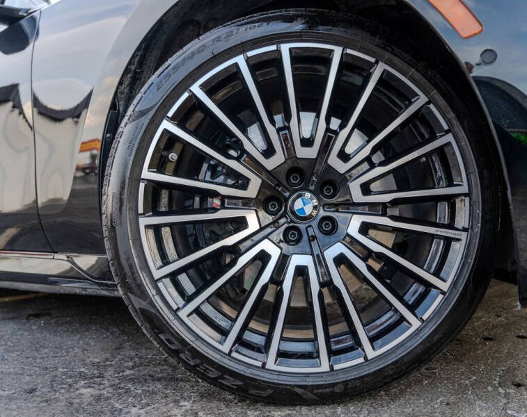 2024 BMW i7 eDrive50