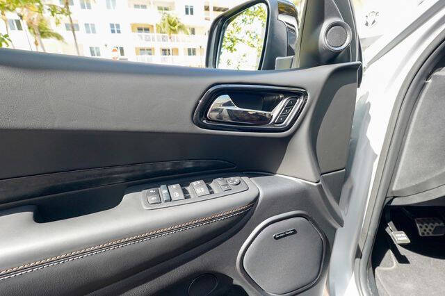 2025 Dodge Durango SRT Hellcat Silver Bullet