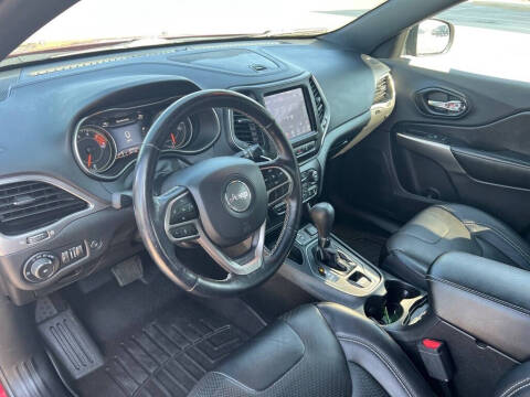 2021 Jeep Cherokee 80th Anniversary Edition