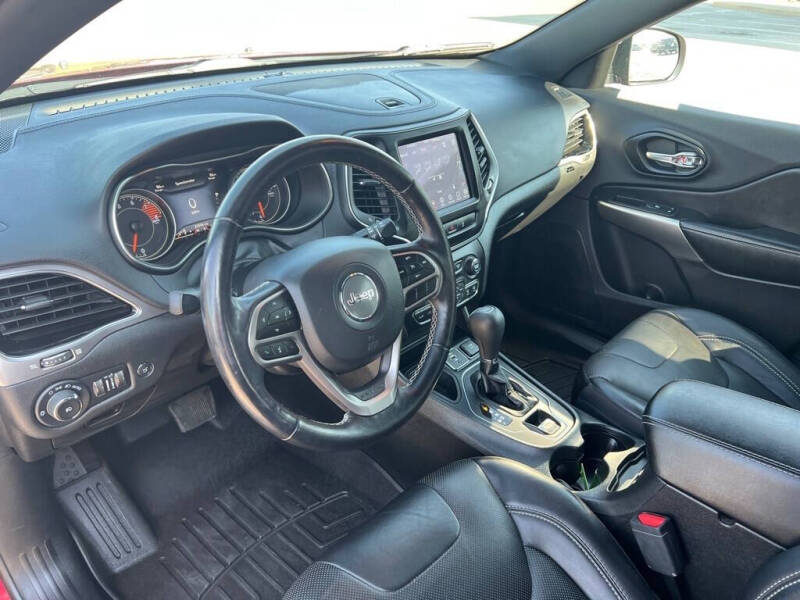 2021 Jeep Cherokee 80th Anniversary Edition