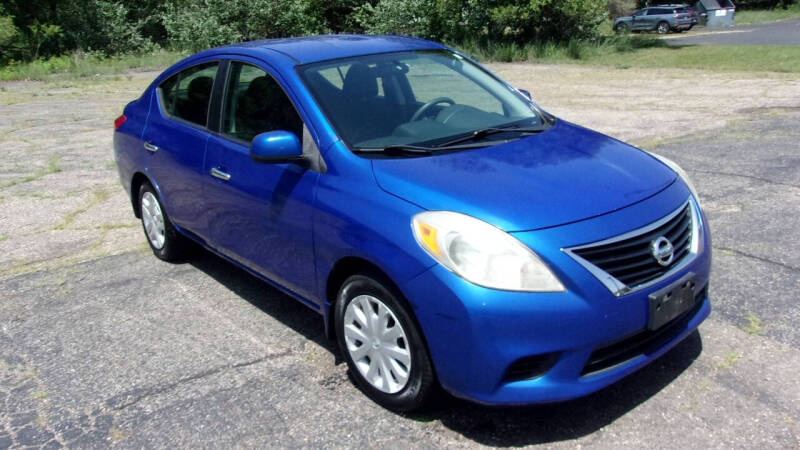 2012 Nissan Versa 1.6 SV