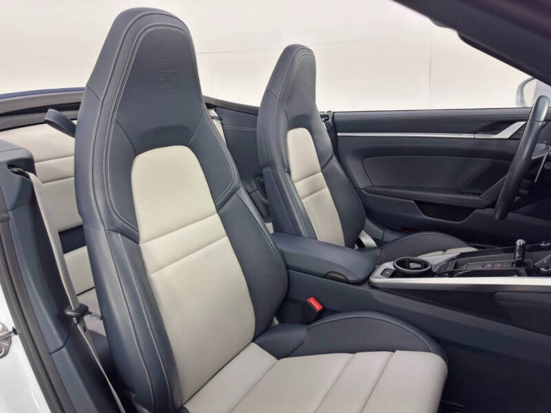 2022 Porsche 911