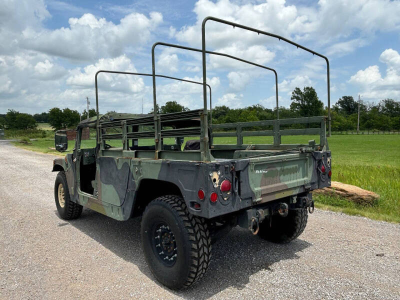 2001 AM General HMMWV