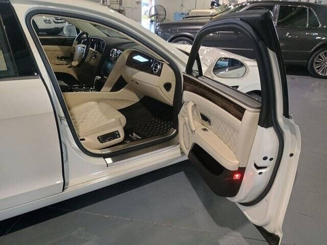 2018 Bentley Flying Spur 28