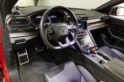 2023 Lamborghini Urus S