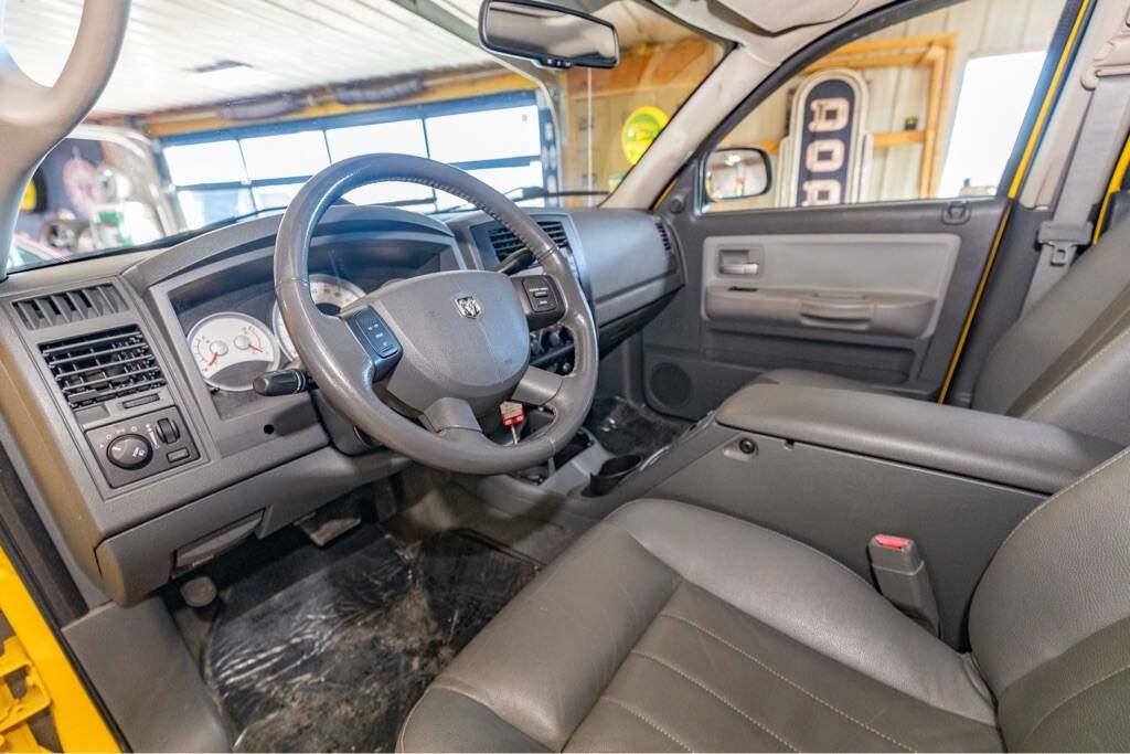 2006 Dodge Dakota 71