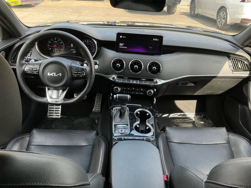 2022 Kia Stinger