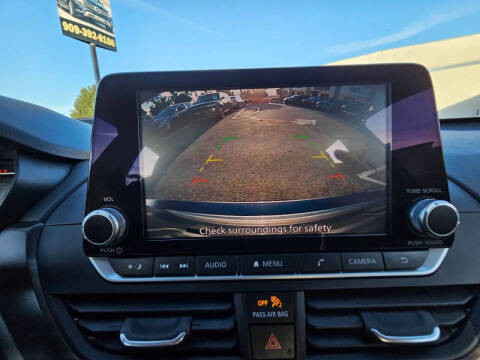 2023 Nissan Altima 2.5 SV