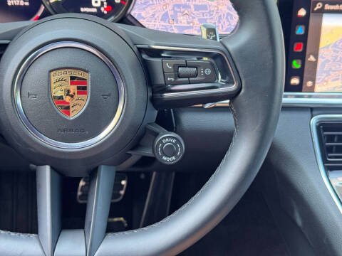 2023 Porsche Panamera 4 E-Hybrid