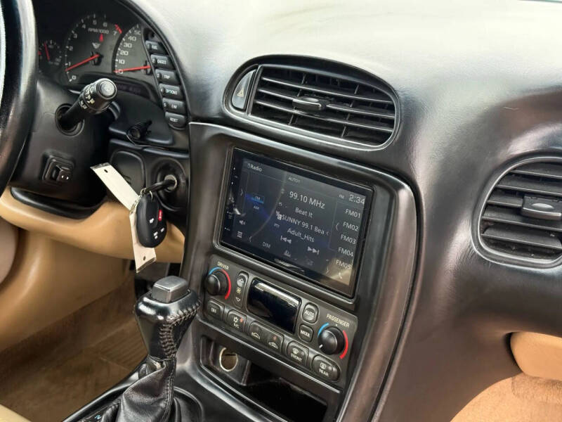 2004 Chevrolet Corvette