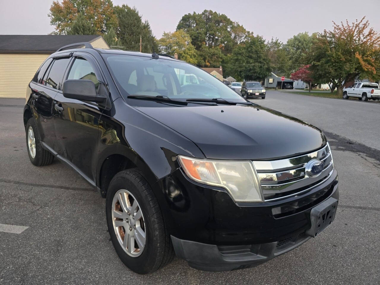 2009 Ford Edge for sale at QUEENSGATE AUTO SALES in York, PA