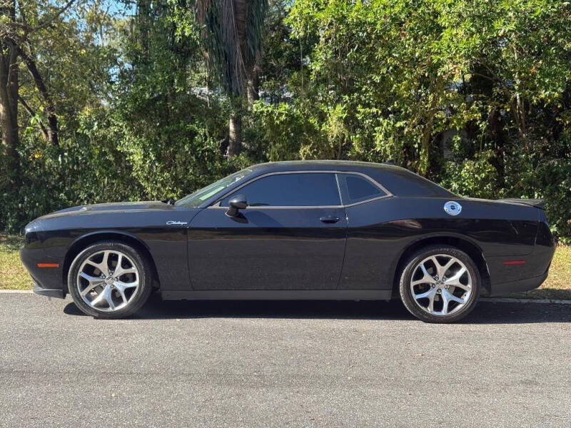 2016 Dodge Challenger SXT