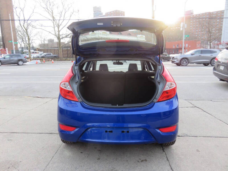 2014 Hyundai Accent SE