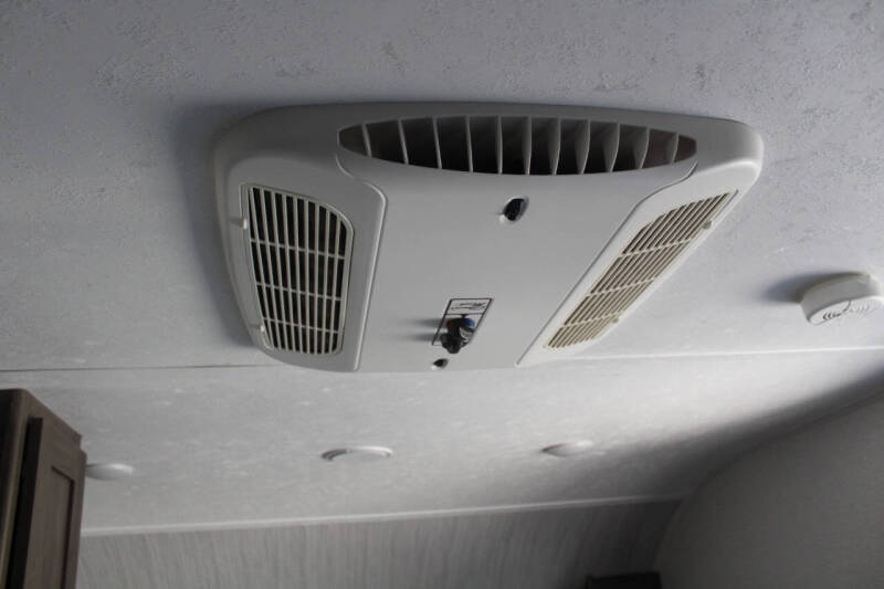 2022 Coachmen RV Clipper 182DBU