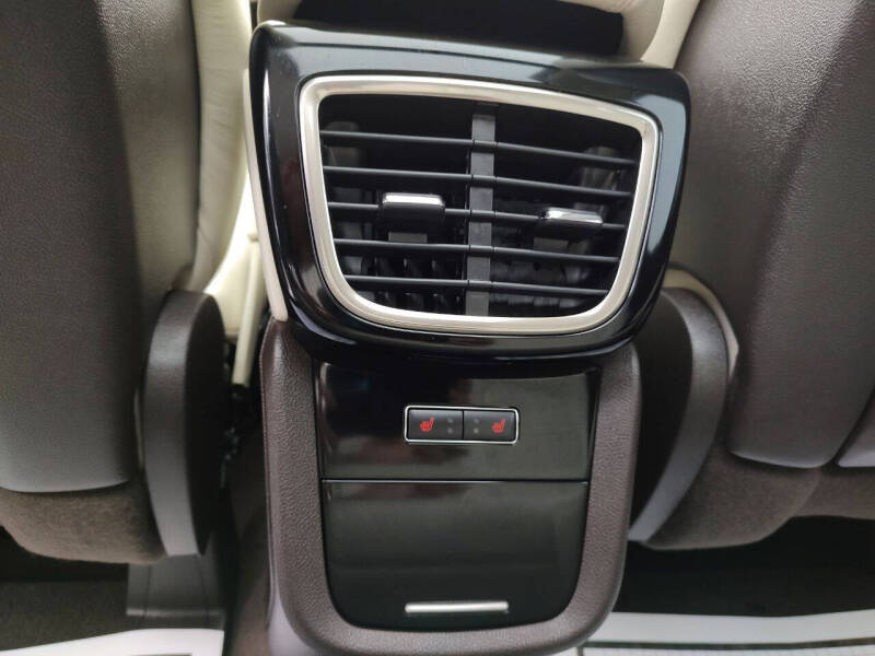 2021 Lincoln Nautilus Black Label