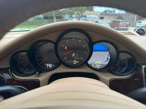 2013 Porsche Panamera 4