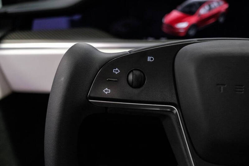 2022 Tesla Model X Plaid