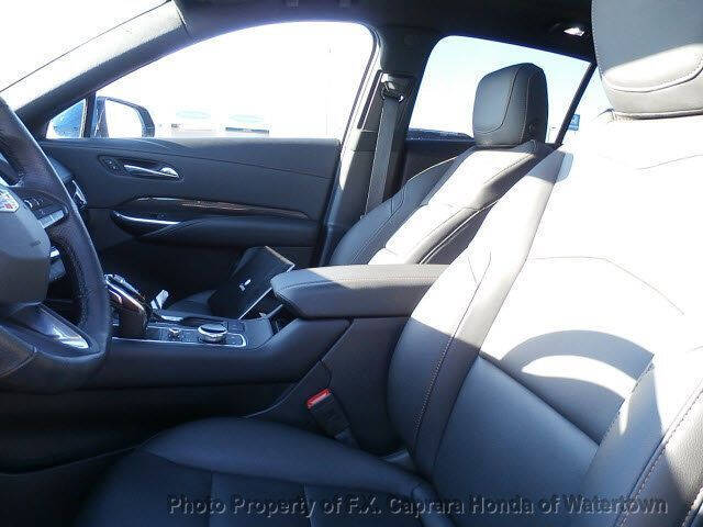 2021 Cadillac XT4 Sport