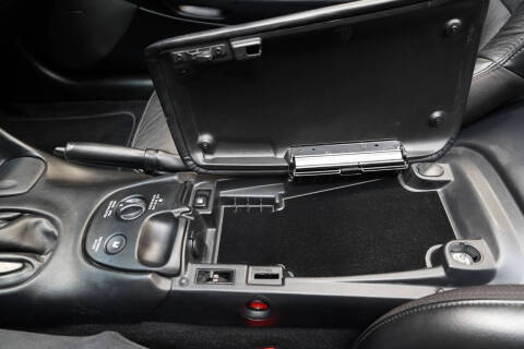 2004 Chevrolet Corvette