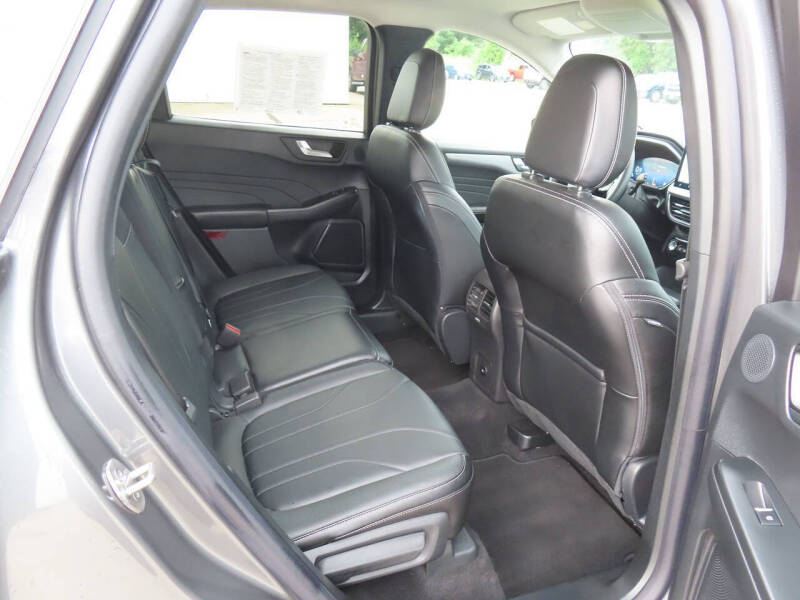 2025 Ford Escape Platinum