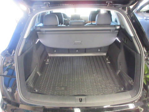 2022 Audi Q5 quattro Premium 40 TFSI