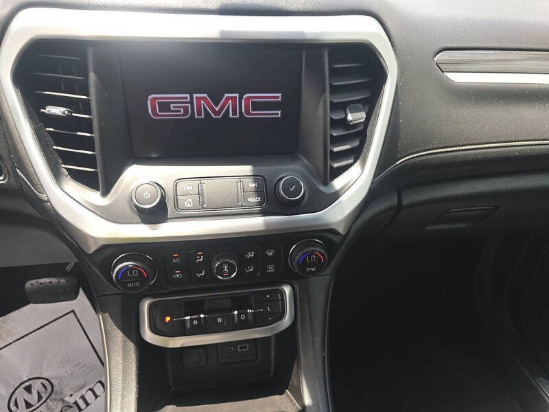 2020 GMC Acadia SLT