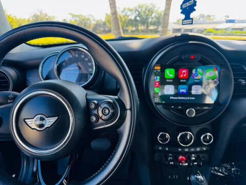 2015 MINI Hardtop 2 Door Cooper