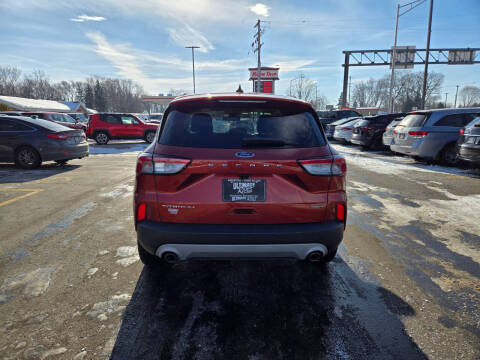 2020 Ford Escape Hybrid Titanium