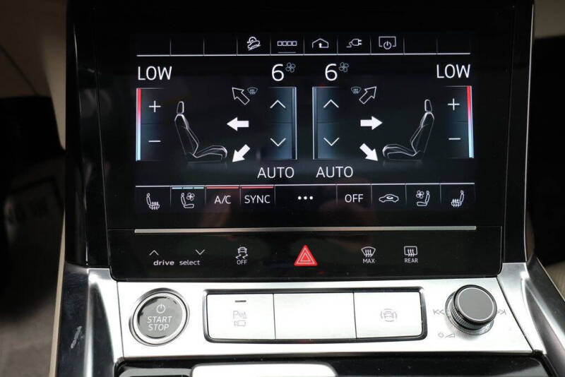 2024 Audi Q8 e-tron quattro Premium Plus