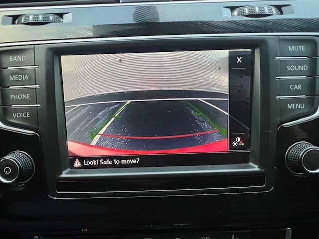 2016 Volkswagen Golf GTI SE