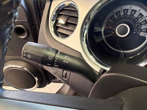 2013 Ford Mustang V6 Premium