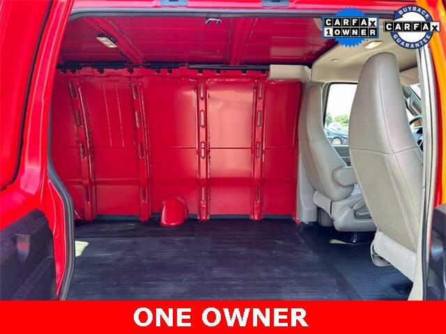 2025 Chevrolet Express 2500