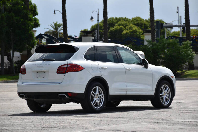 2013 Porsche Cayenne Tiptronic