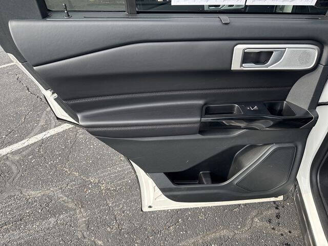 2023 Ford Explorer Platinum