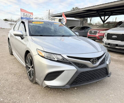 2020 Toyota Camry SE
