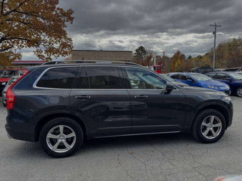 2016 Volvo XC90 T5 Momentum