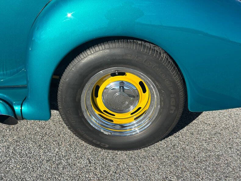1939 Ford Deluxe