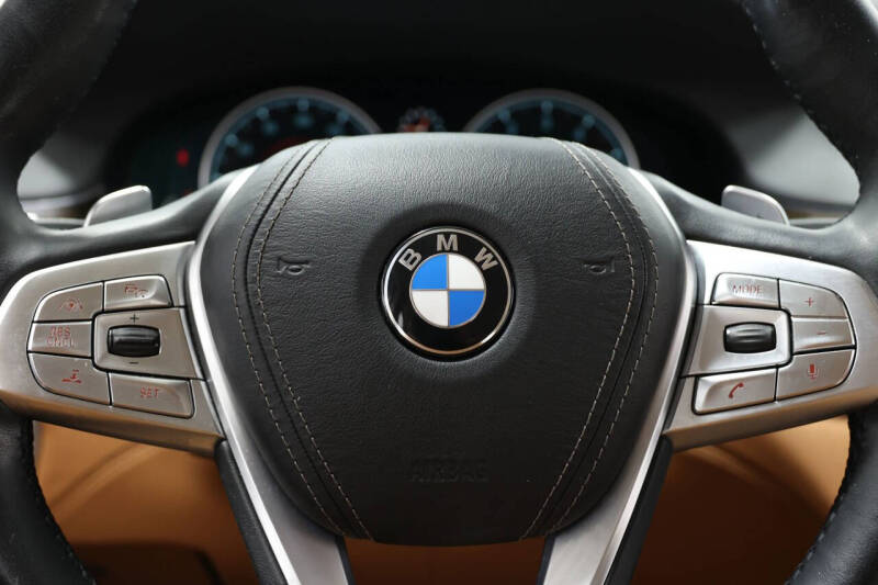 2016 BMW 7 Series 750i xDrive