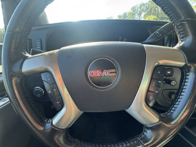 2017 GMC Savana 2500