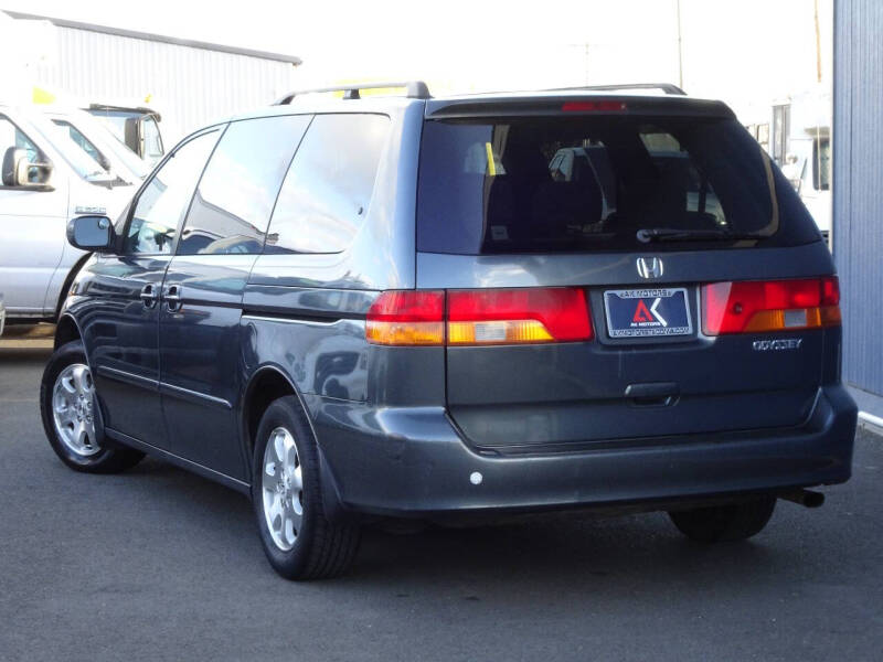 2003 Honda Odyssey EX photo 9