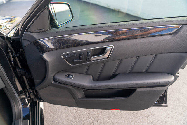 2012 Mercedes-Benz E-Class 35