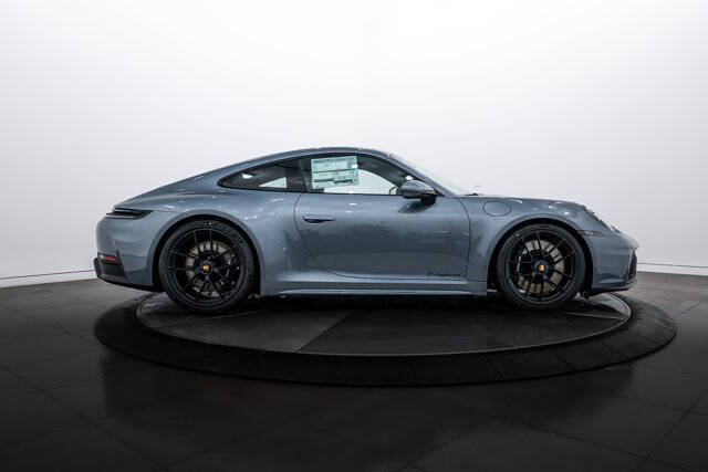2026 Porsche 911 Carrera GTS