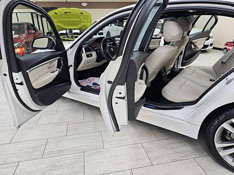 2016 BMW 3 Series 328i