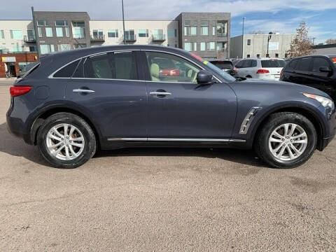 2011 Infiniti FX35