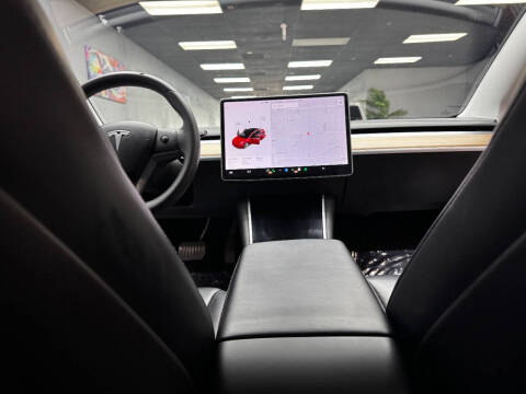 2020 Tesla Model 3 Standard Range Plus