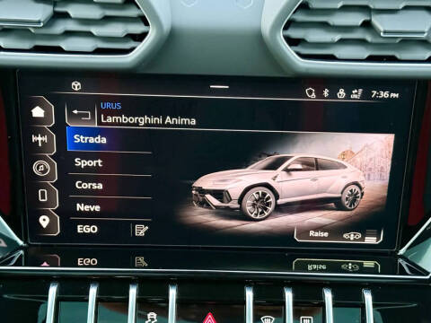 2024 Lamborghini Urus S