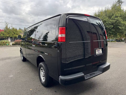 2017 Chevrolet Express 2500