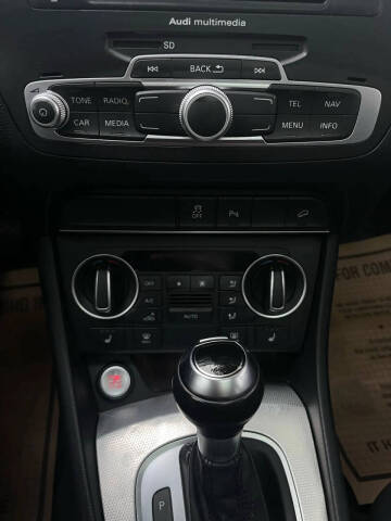 2016 Audi Q3 2.0T quattro Premium Plus